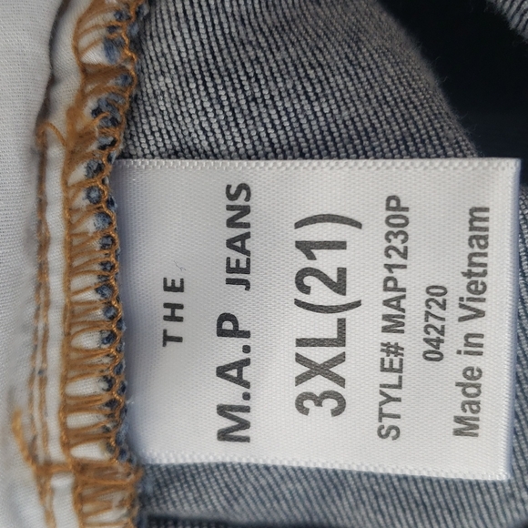 The M.A.P Most Attractive People dark denim distressed jean Size 3XL NWT - Picture 9 of 10